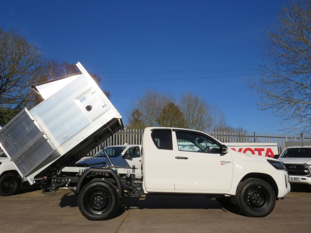 2024 Toyota Hi Lux 2.4 Extra Cab Arborist Tipper Built in Tool Box photo 23