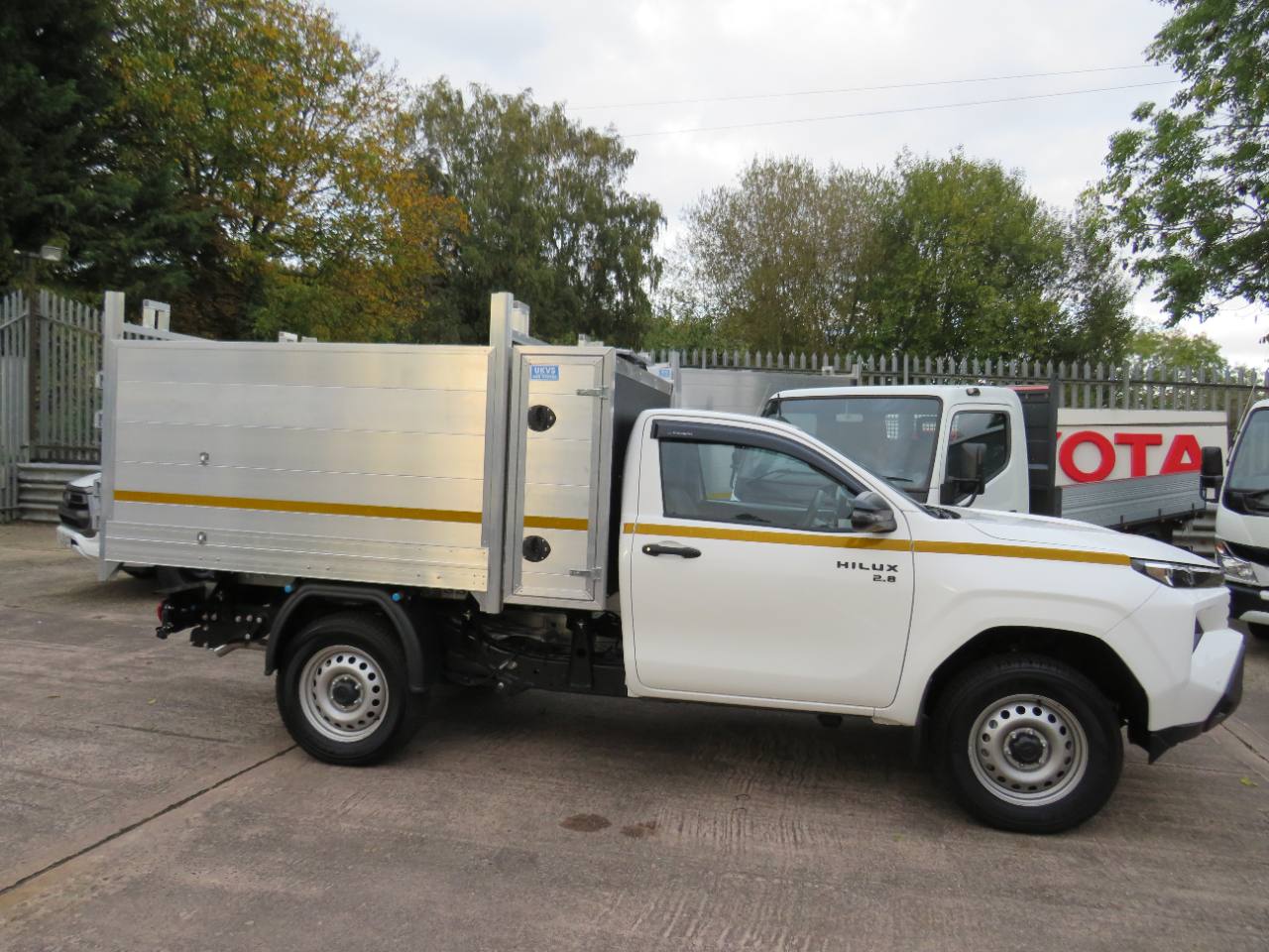 2026 Toyota HiLux Single Cab 2.8 Arb Arborist Tipper photo 22