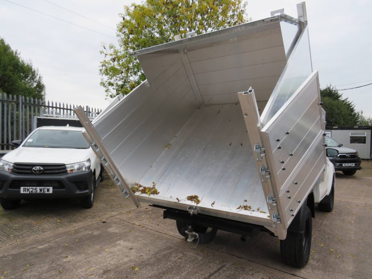 2021 Toyota Single Cab 2.4 Arborist Tipper Tree Surgeon Arb photo 4