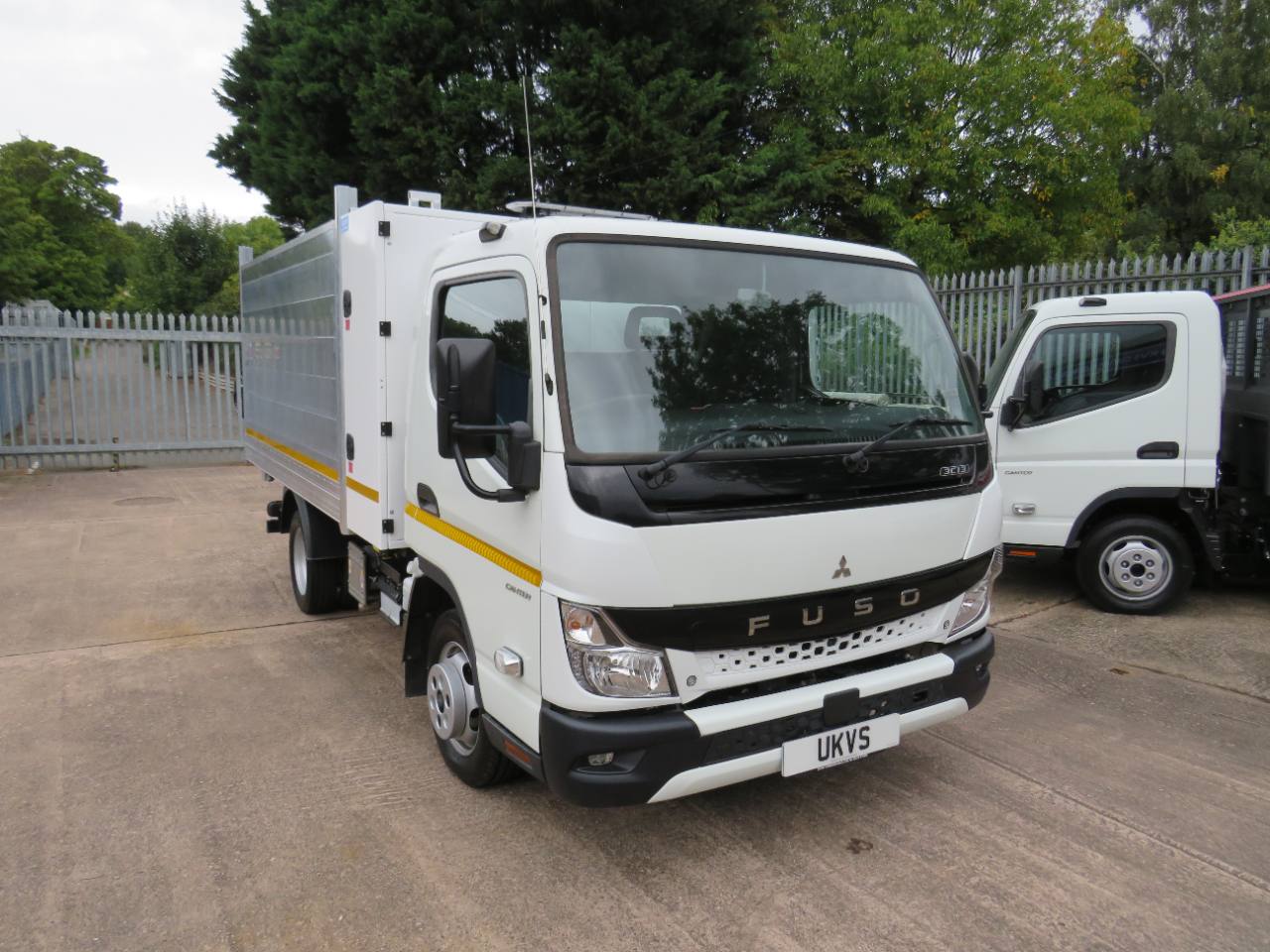 2026 Fuso Canter Arborist Tipper photo 2