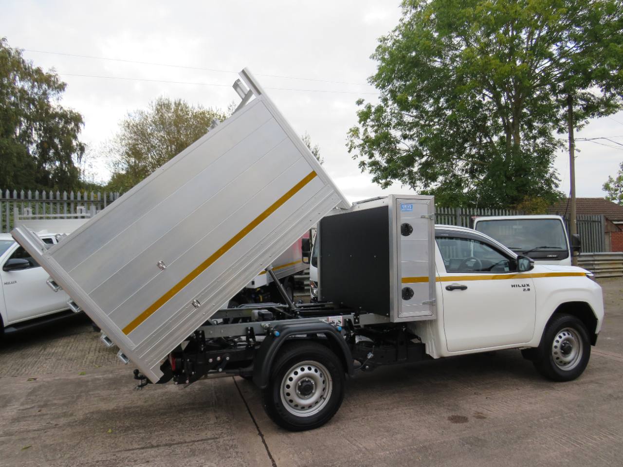 2026 Toyota HiLux Single Cab 2.8 Arb Arborist Tipper photo 27
