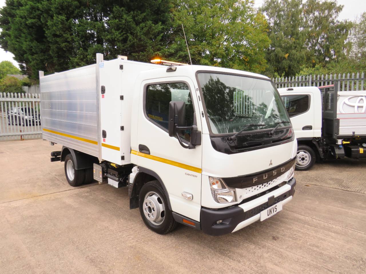 2026 Fuso Canter Arborist Tipper photo 17