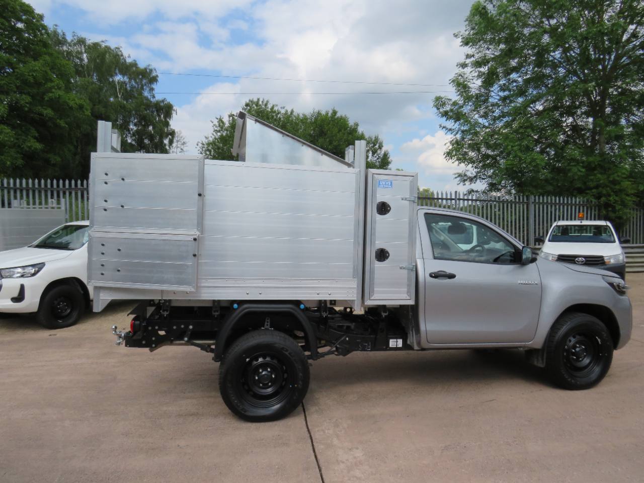 2024 Toyota Hi Lux Single Cab 2.4 Arborist Tipper Arb Tree Surgeon photo 14