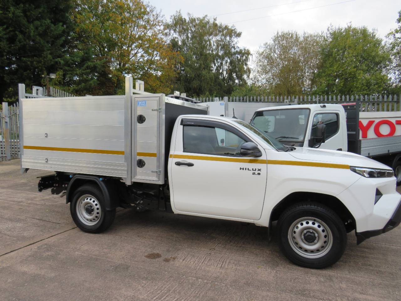2026 Toyota HiLux Single Cab 2.8 Arb Arborist Tipper photo 1
