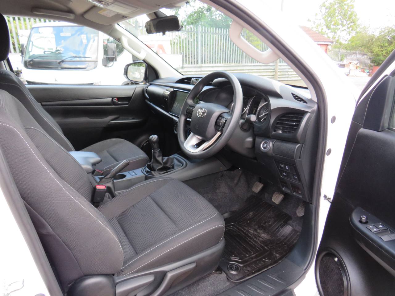2025 Toyota Hilux Extra Cab 2.8 Arb Arborist Tipper Tree Surgeon photo 13