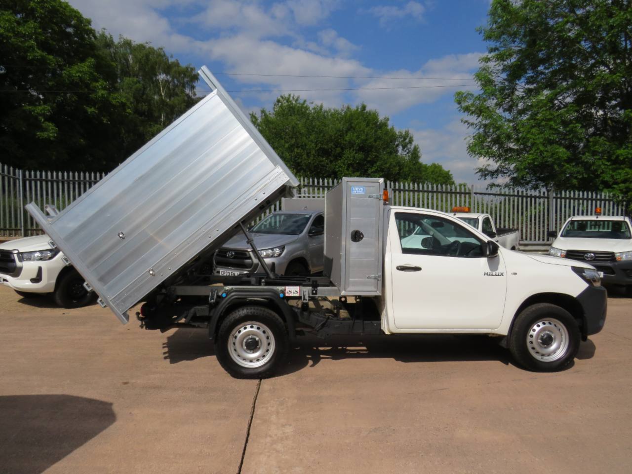 2023 Toyota Hi Lux Single Cab Tipper 2.4 Fix Tool Pod Arborist Arb Tipper Tree Surgeon photo 12