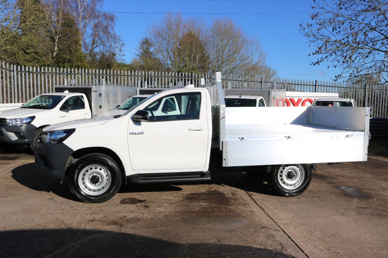 2025 Toyota Single Cab 2.4 - 2.8 Drop side Tipper photo 15