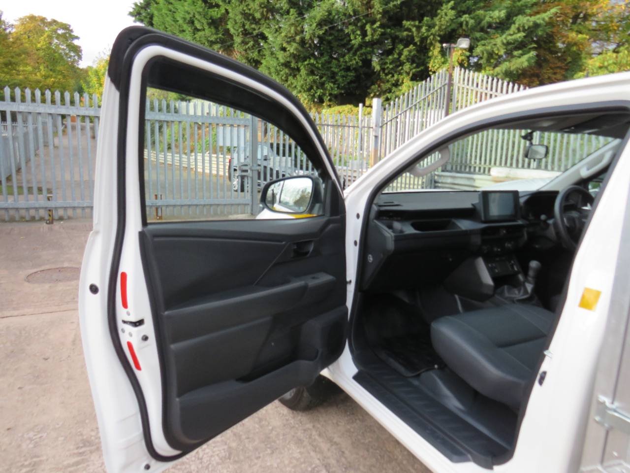 2026 Toyota HiLux Single Cab 2.8 Arb Arborist Tipper photo 6