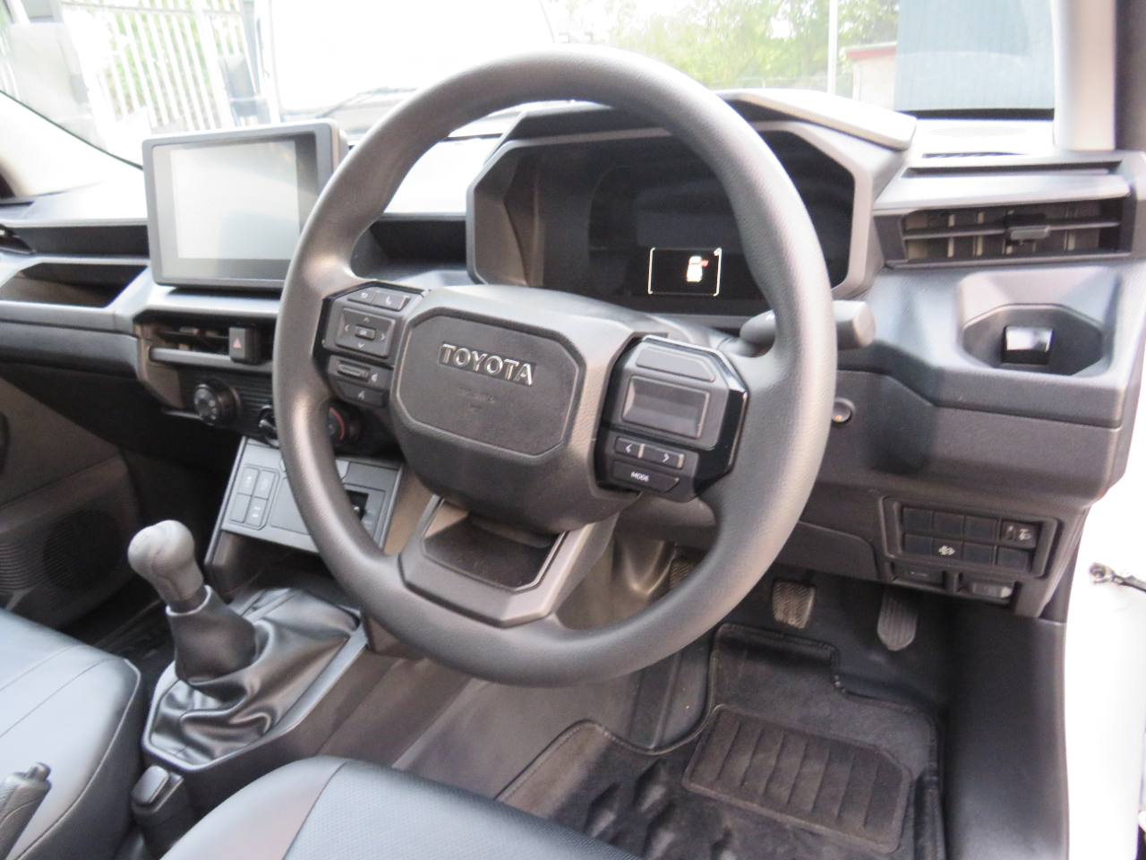 2026 Toyota HiLux Single Cab 2.8 Arb Arborist Tipper photo 20