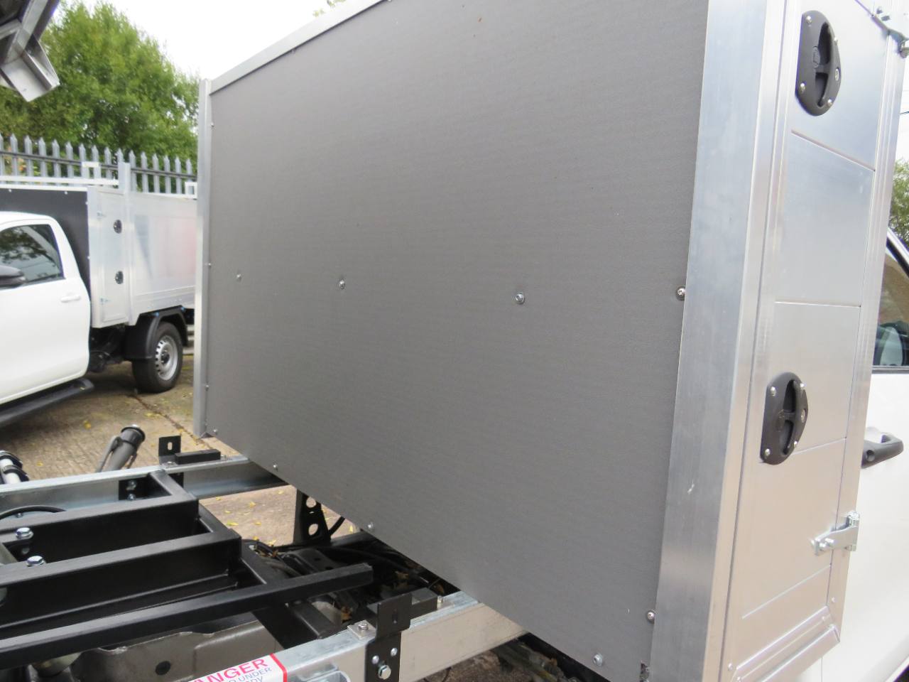 2021 Toyota Single Cab 2.4 Arborist Tipper Tree Surgeon Arb photo 7