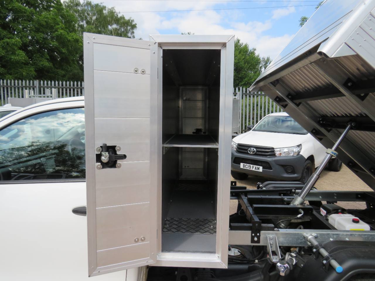 2023 Toyota Hi Lux Single Cab Tipper 2.4 Fix Tool Pod Arborist Arb Tipper Tree Surgeon photo 15