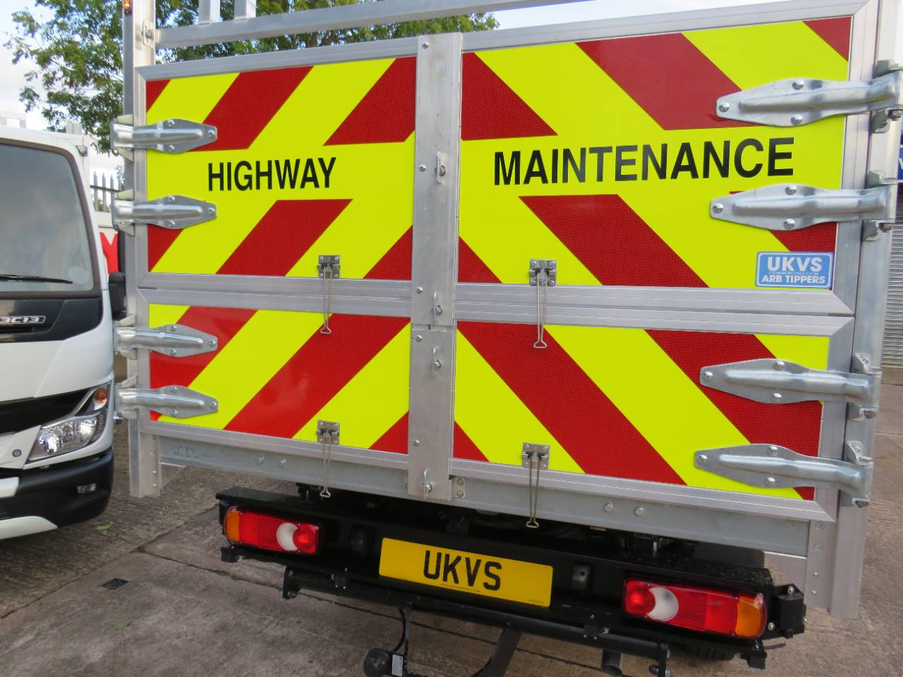 2026 Toyota HiLux Single Cab 2.8 Arb Arborist Tipper photo 24
