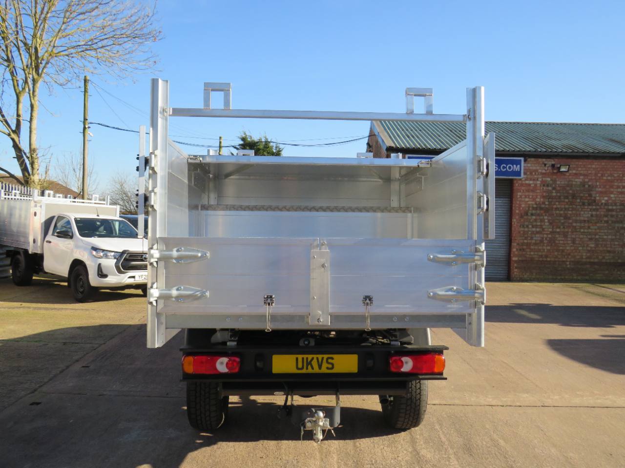 2024 Toyota Hi Lux 2.4 Extra Cab Arborist Tipper Built in Tool Box photo 16