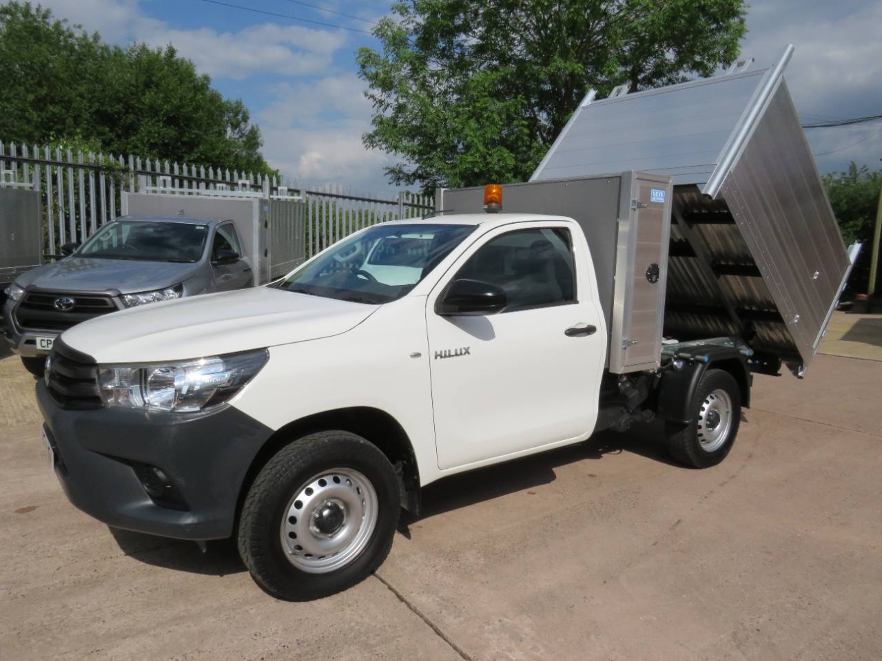 2023 Toyota Hi Lux Single Cab Tipper 2.4 Fix Tool Pod Arborist Arb Tipper Tree Surgeon photo 18