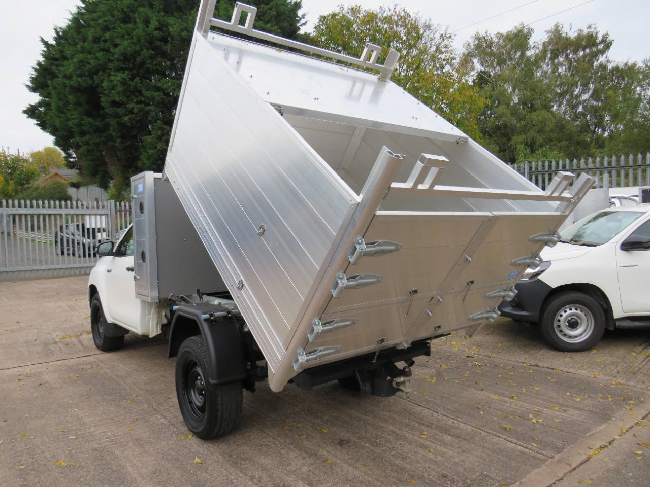 2021 Toyota Single Cab 2.4 Arborist Tipper Tree Surgeon Arb photo 12